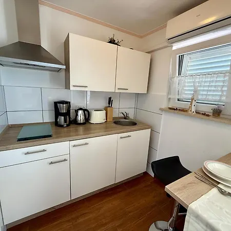 Apartman Minea & Angelina *
